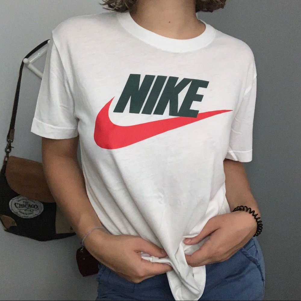 Nike tee